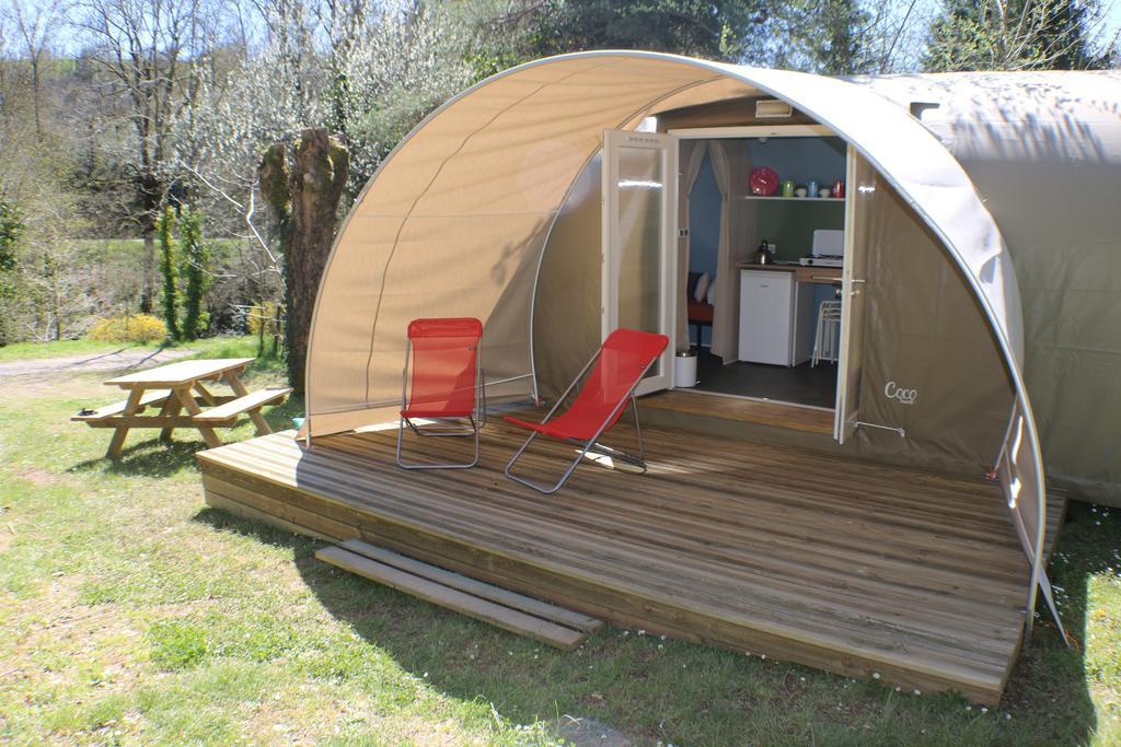 Camping Moulin De Chaules Saint-Constant Exterior photo